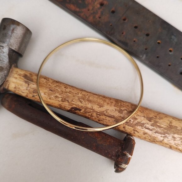 Solid gold round bracelet – timeless, minimal, and made to last. Gold bracelet. - Picture 8 of 12